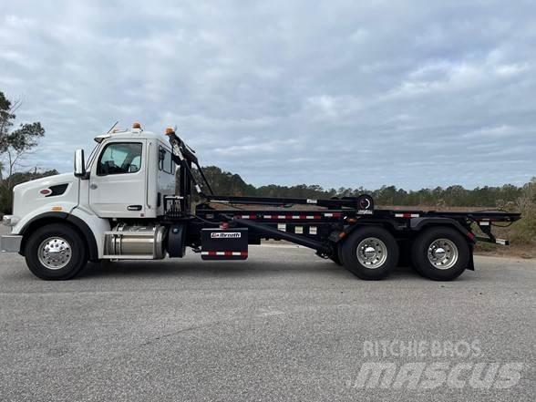 Peterbilt 567 Smetiarske vozidlá