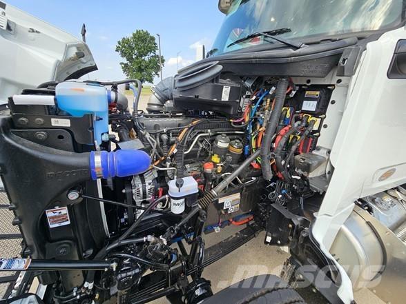 Peterbilt 567 Sklápače