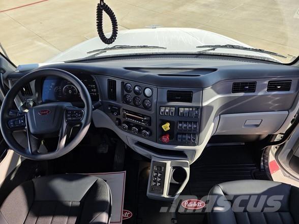 Peterbilt 567 Sklápače