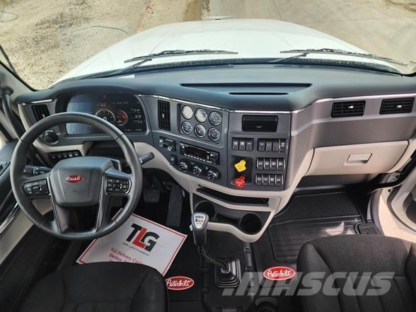 Peterbilt 567 Ťahače