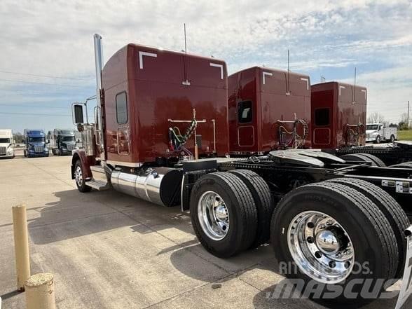 Peterbilt 589 Ťahače
