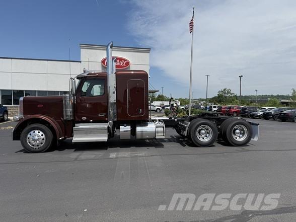 Peterbilt 589 Ťahače