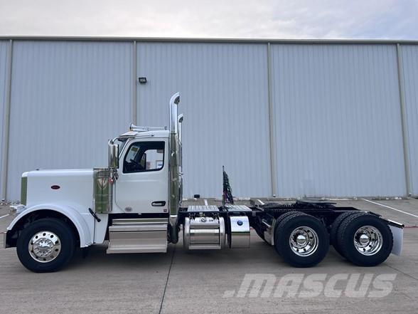 Peterbilt 589 Ťahače