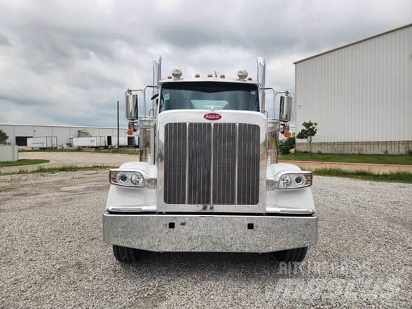 Peterbilt 589 Ťahače
