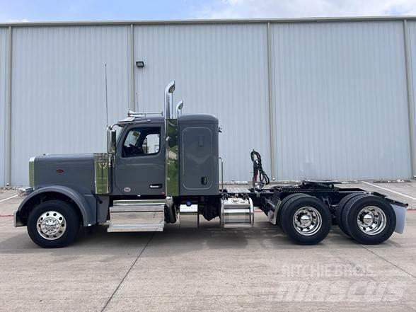 Peterbilt 589 Ťahače
