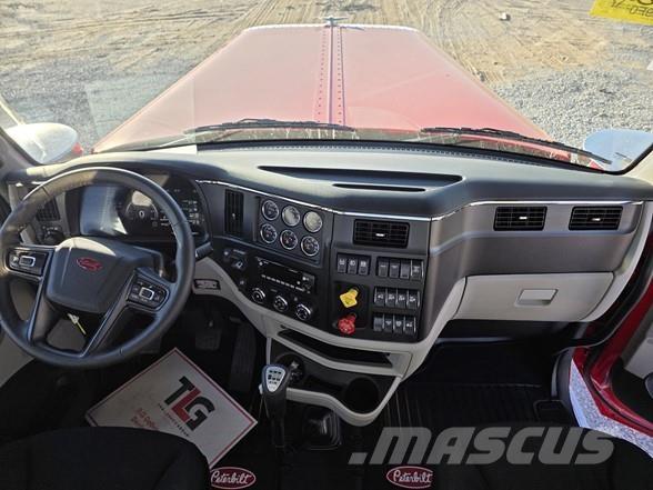 Peterbilt 589 Ťahače