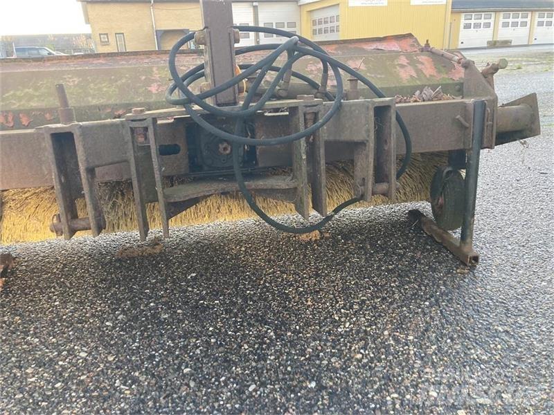 GMR 2000 Zametacie stroje