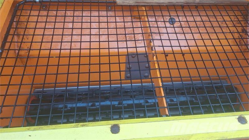 Rauch UKS 100 Posýpače soli a piesku