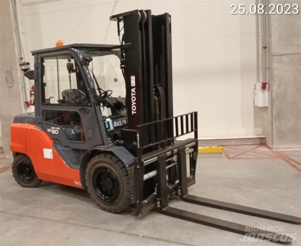 Toyota 40-8FD50N Dieselové vozíky