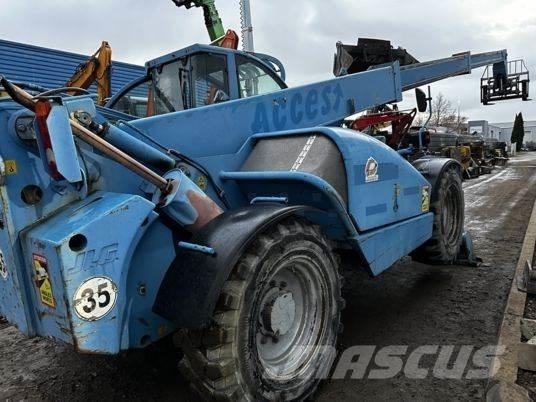 JLG 4013 Teleskopické manipulátory