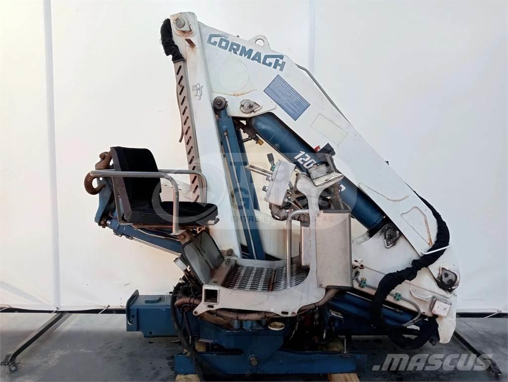 Cormach 12000 E3 Nakladacie žeriavy