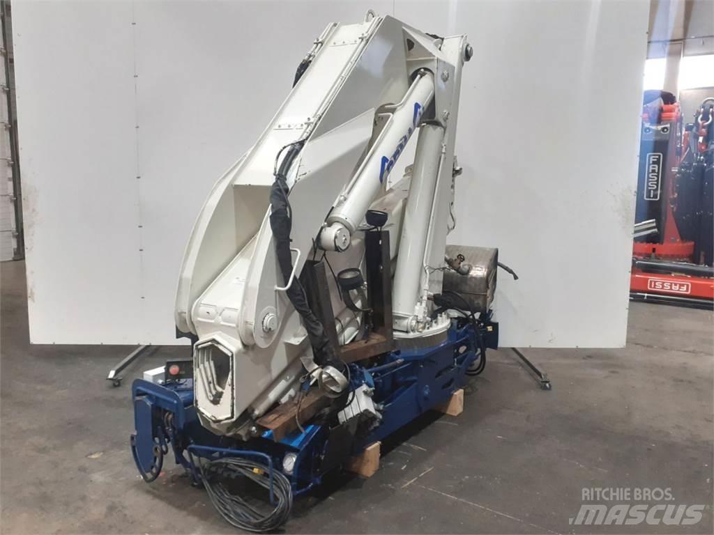 Cormach 28000 E4 Nakladacie žeriavy