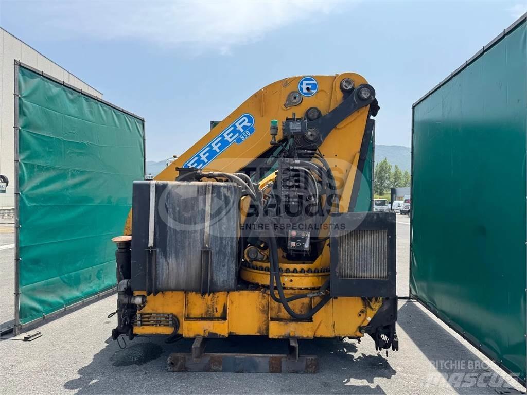 Effer 850 8S Nakladacie žeriavy