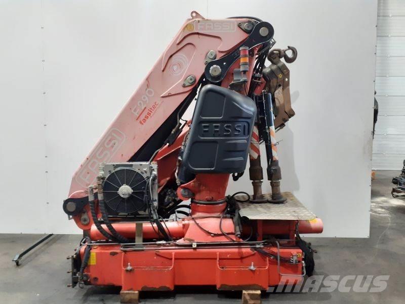 Fassi F290A.24 Nakladacie žeriavy