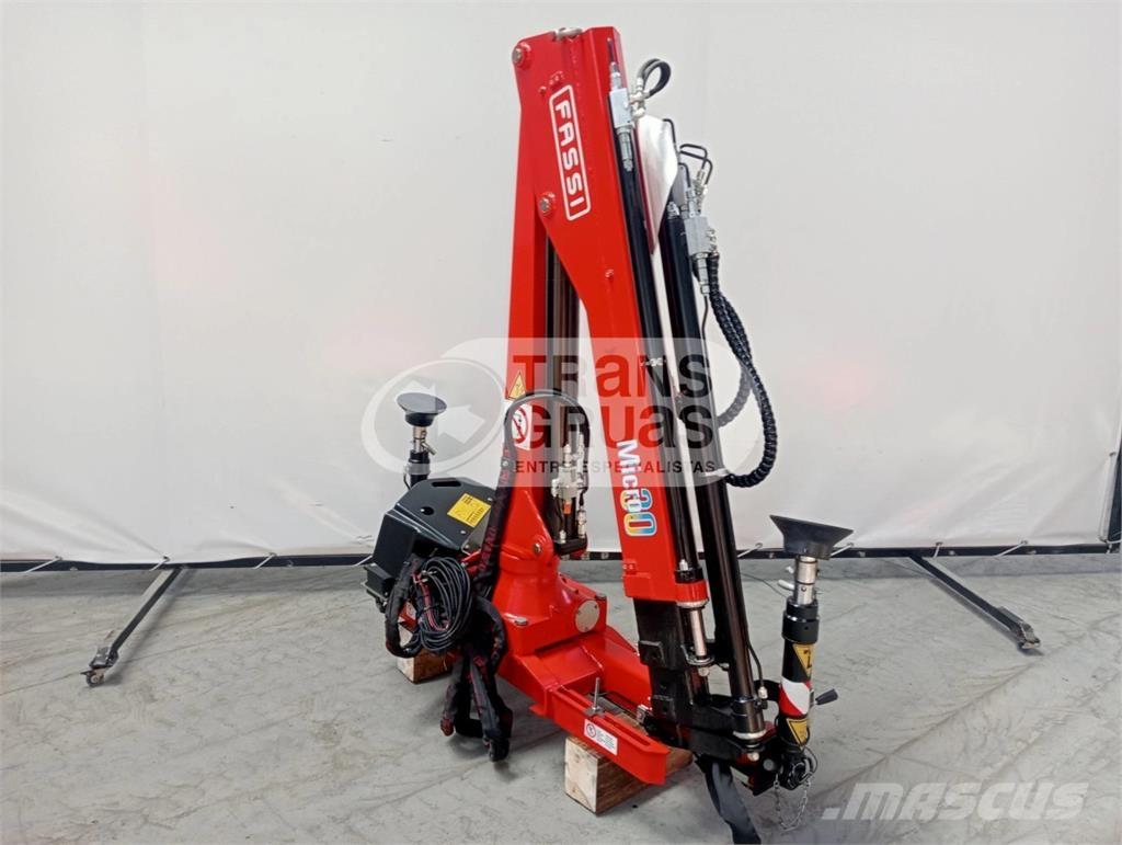 Fassi M30A.13 Nakladacie žeriavy