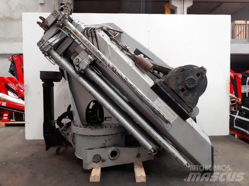 MKG 541 HP Nakladacie žeriavy