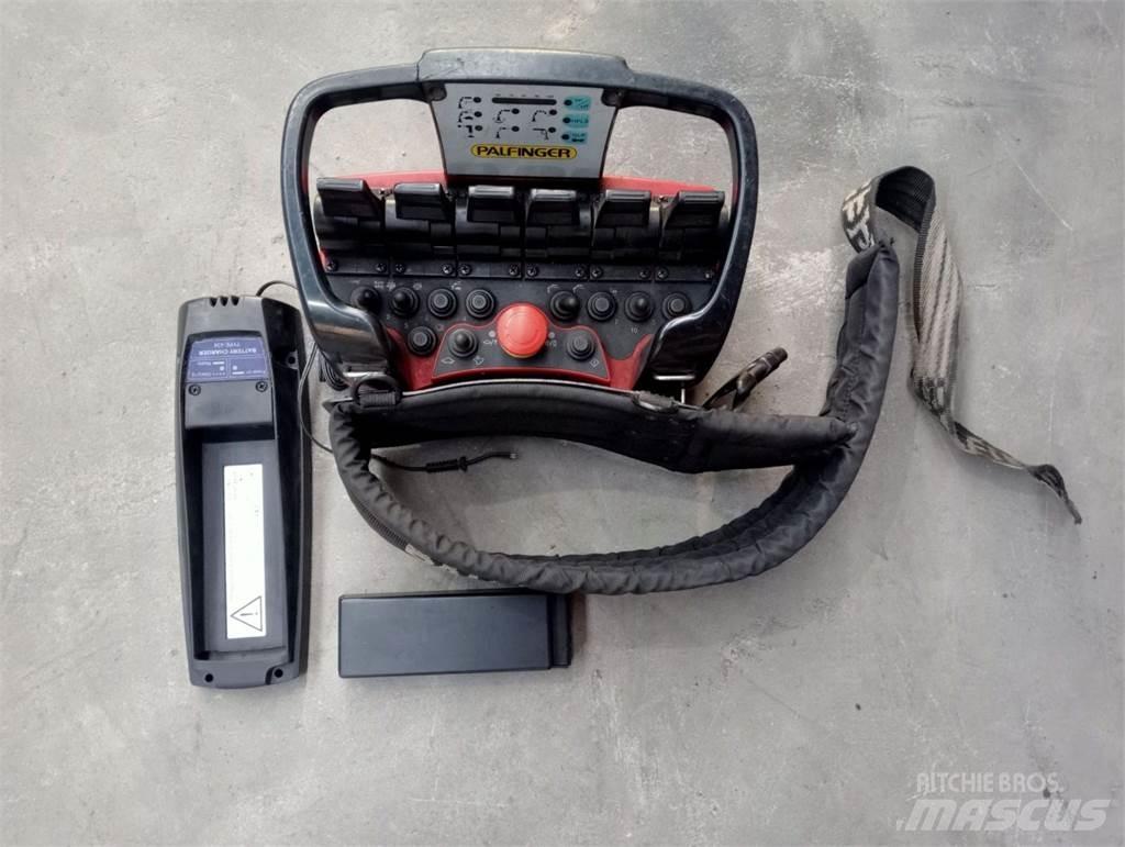 Palfinger PK 23002 Nakladacie žeriavy