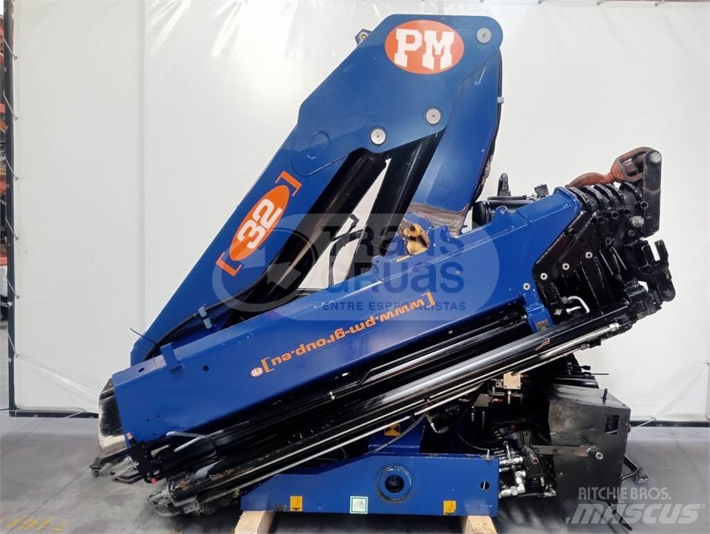 PM 32023 Nakladacie žeriavy