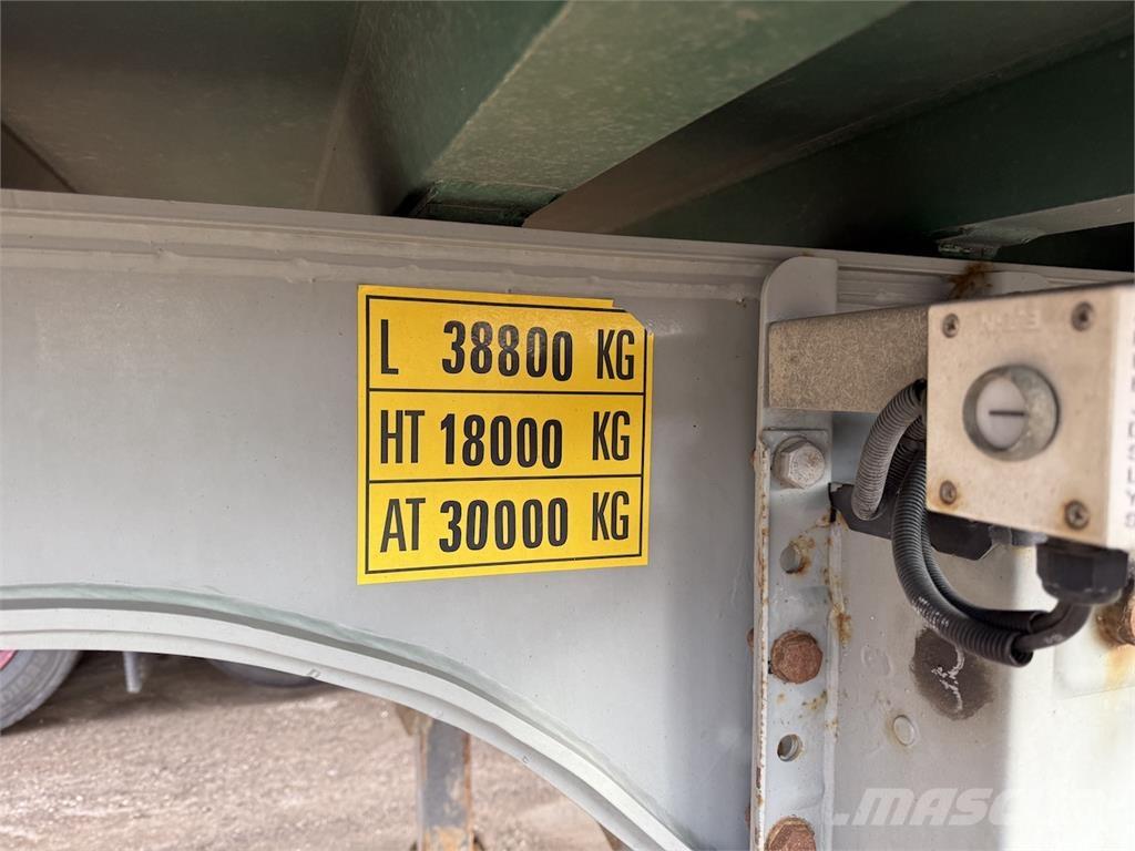 Kel-Berg 65 m3. Sklápacie návesy