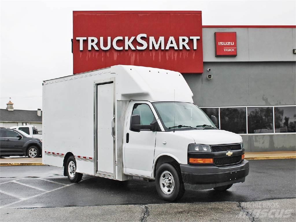 Chevrolet 3500 Skriňová nadstavba