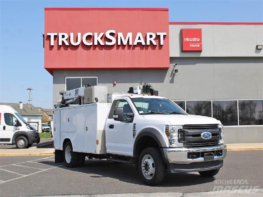 Ford F550 Komunálne / Multi-úžitkové vozidlá