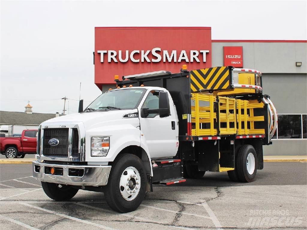 Ford F650 Komunálne / Multi-úžitkové vozidlá