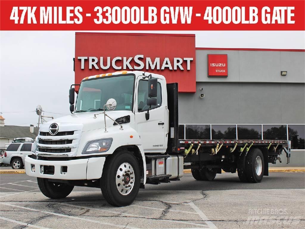 Hino 338 Plošinové nákladné automobily/nákladné automobily so sklápacími bočnicami