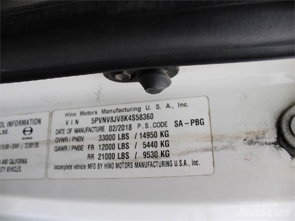 Hino 338 Plošinové nákladné automobily/nákladné automobily so sklápacími bočnicami