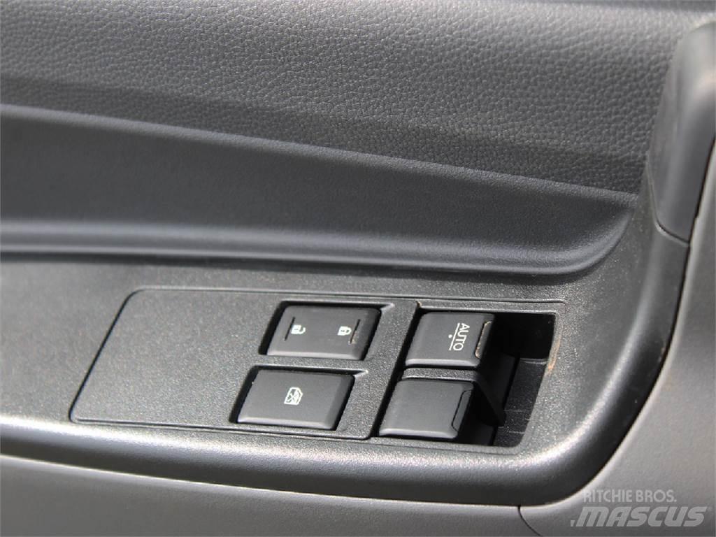 Isuzu NPR-HD Skriňová nadstavba