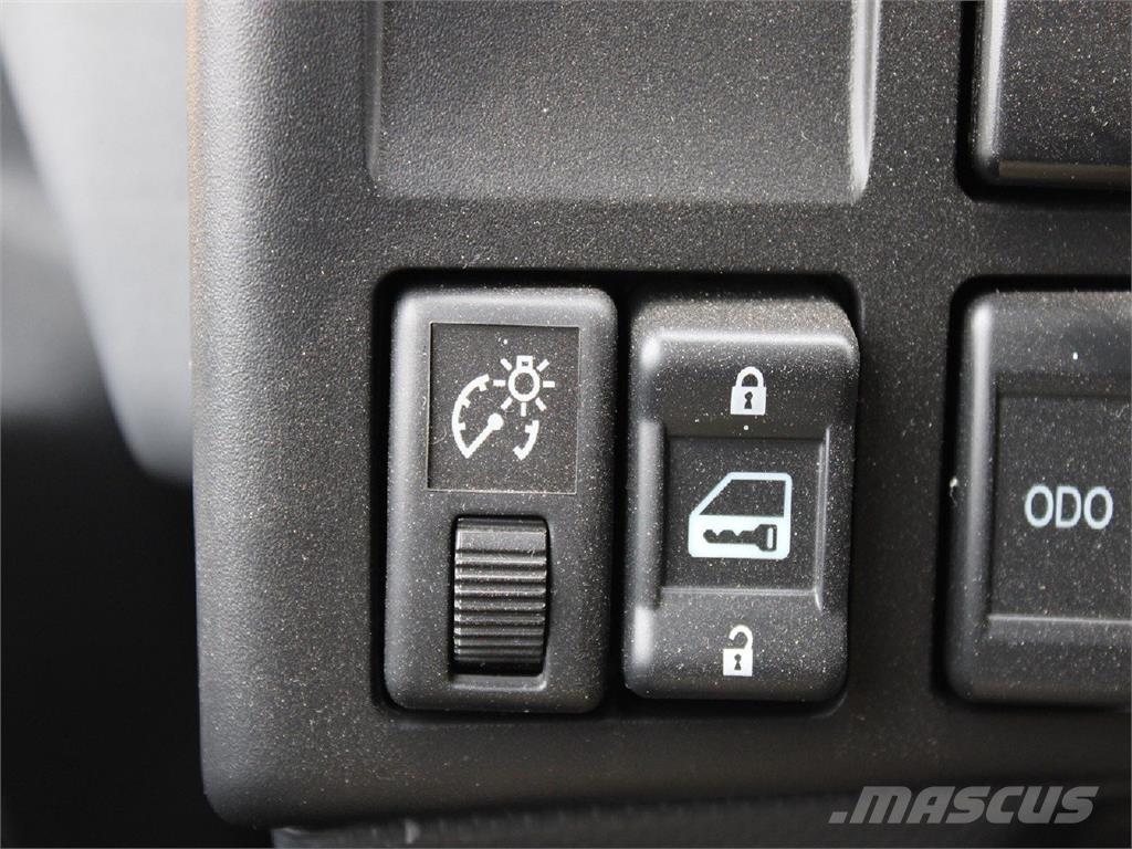 Isuzu NRR Sklápače