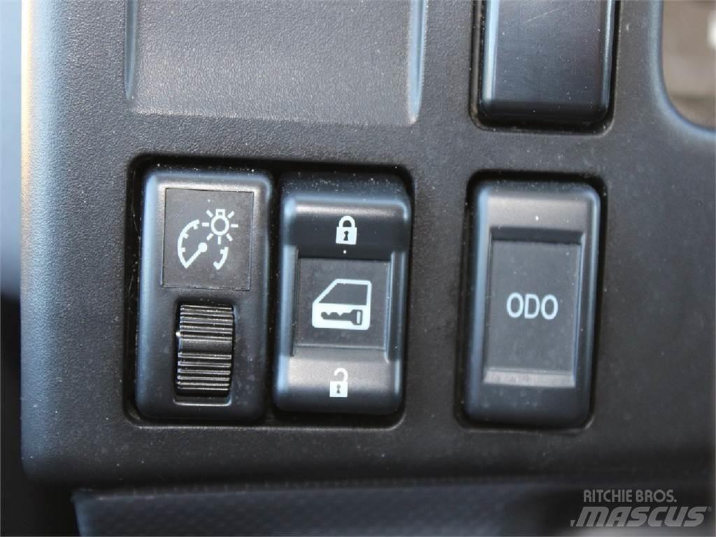 Isuzu NRR Sklápače