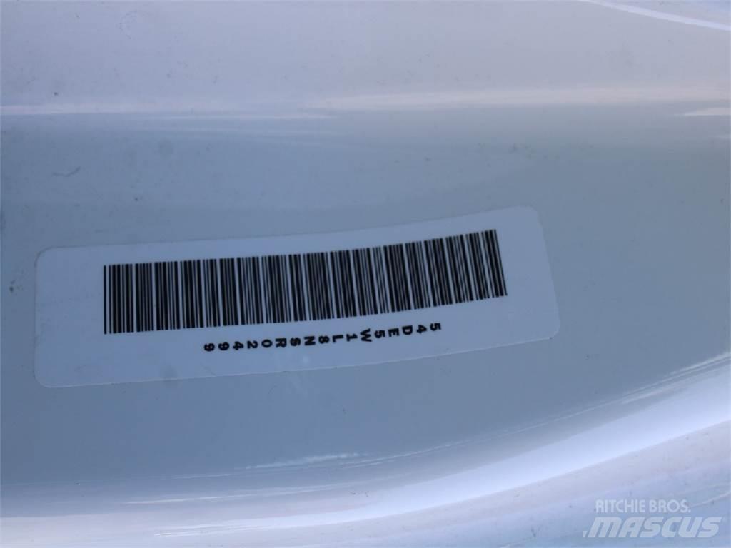 Isuzu NRR Skriňová nadstavba