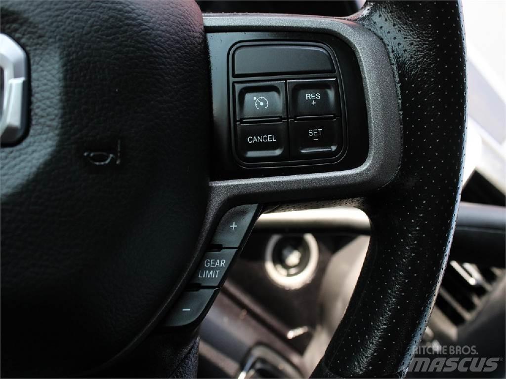 RAM 5500 Komunálne / Multi-úžitkové vozidlá