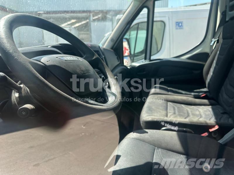 Iveco 72C18 Chladiarenské nákladné vozidlá