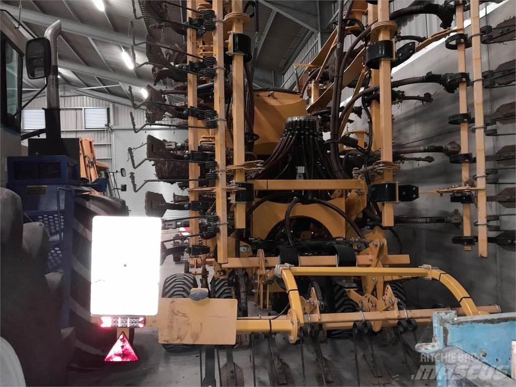 Claydon 8M TRAILED Ďalšie poľnohospodárske stroje