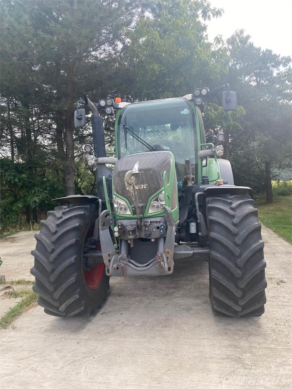 Fendt 516 Traktory