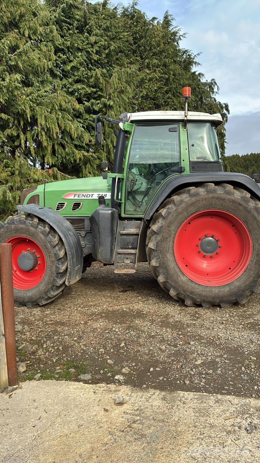 Fendt 718 Traktory