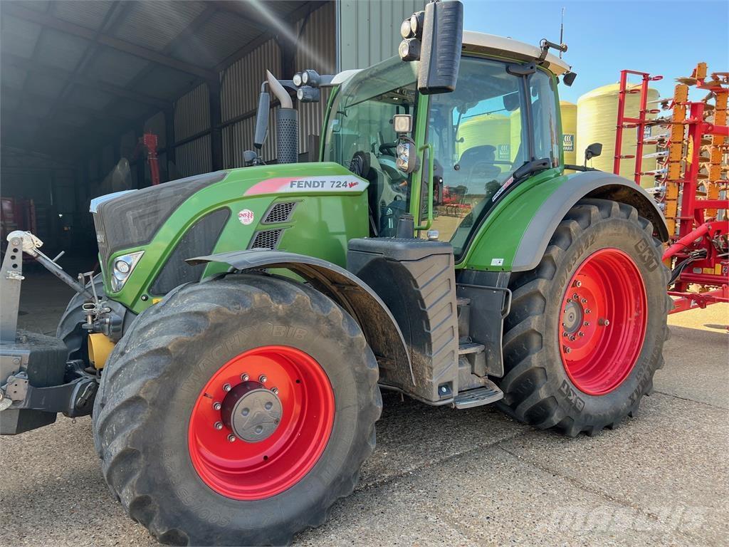 Fendt 724 Traktory