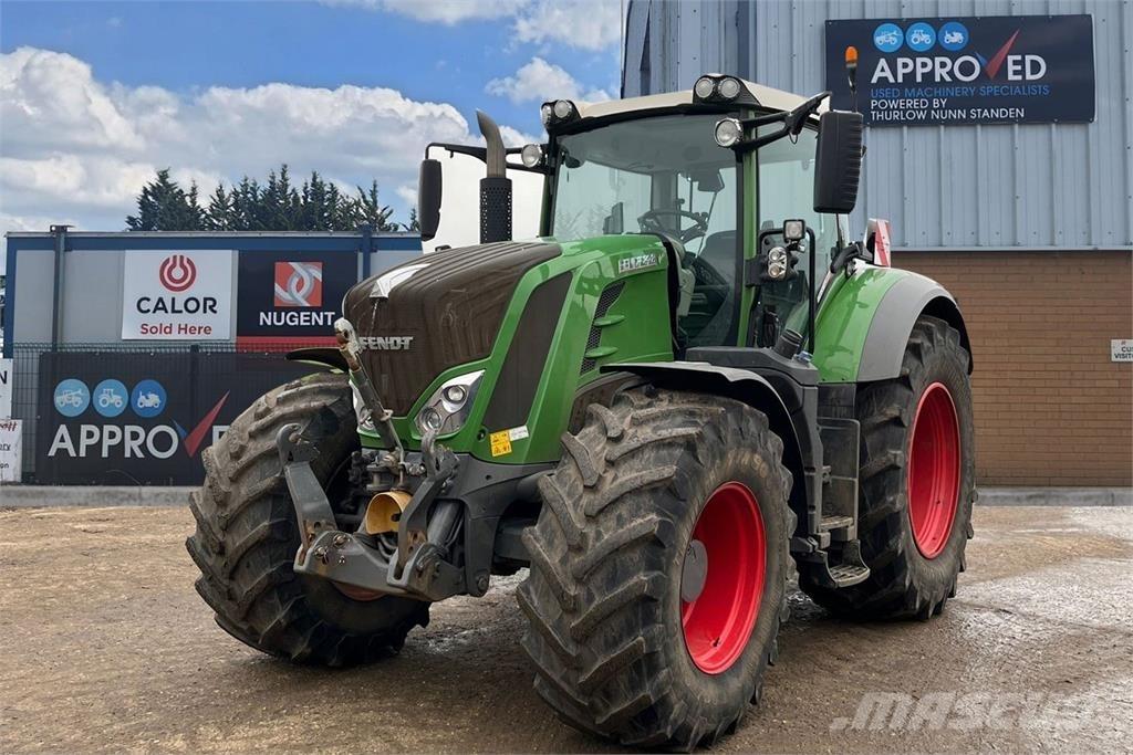 Fendt 828 VARIO Traktory