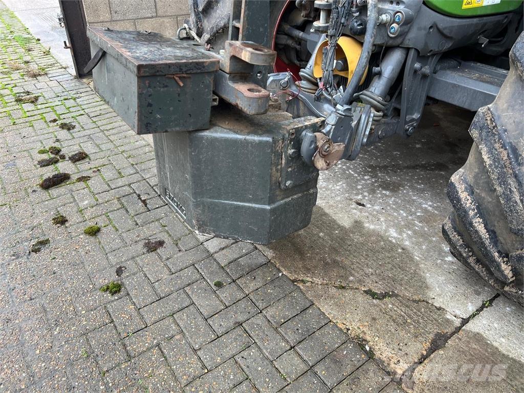 Fendt 870KG Predné závažie