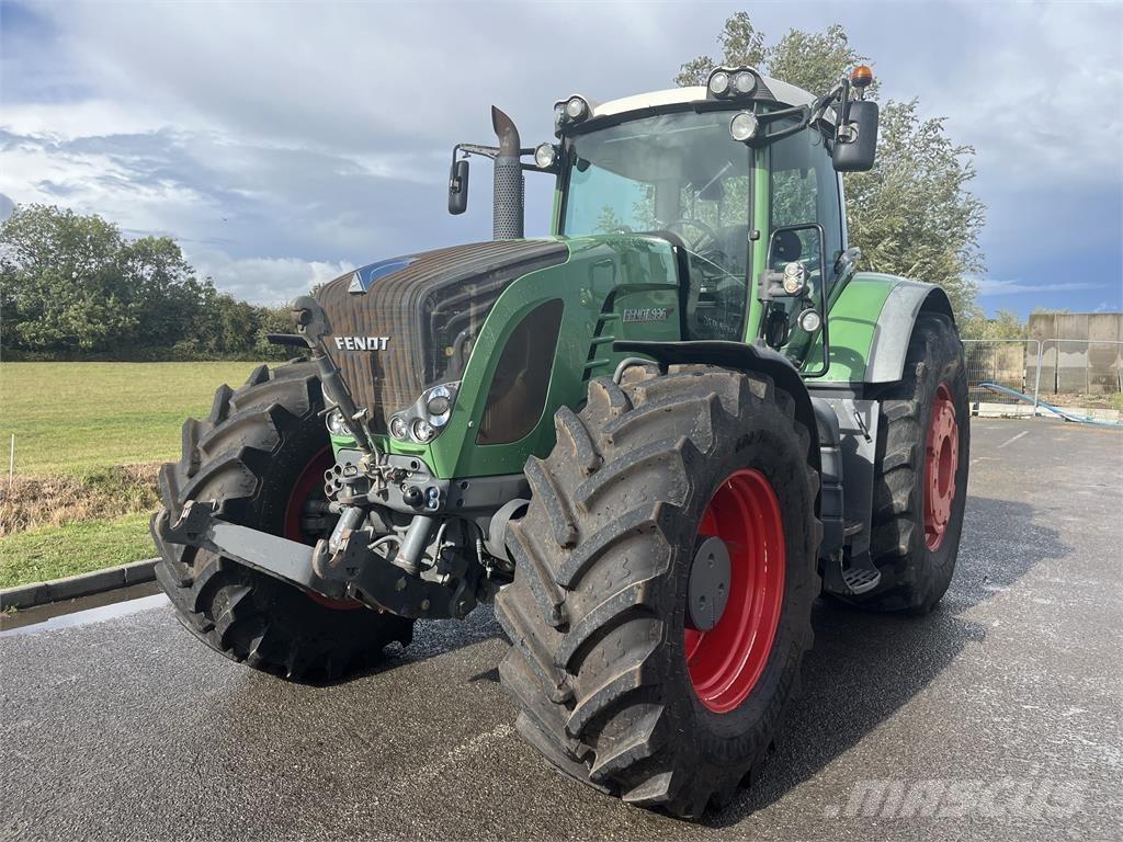 Fendt 936 PROFI Traktory
