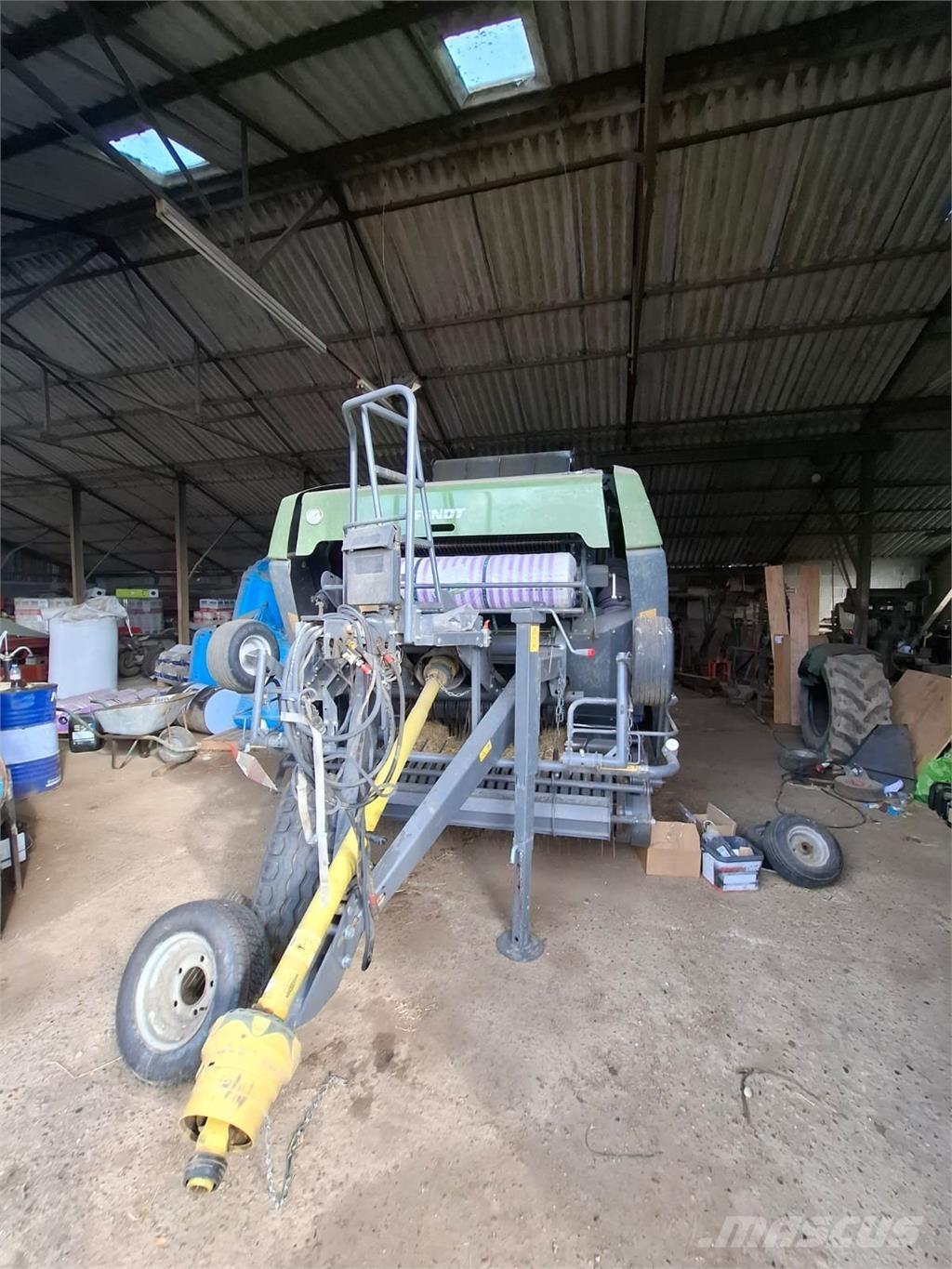 Fendt ROTANA 160V Lisy na hranaté balíky