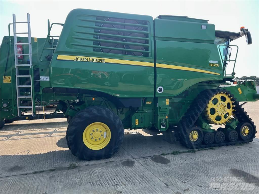 John Deere T670I Kombinované zberacie stroje