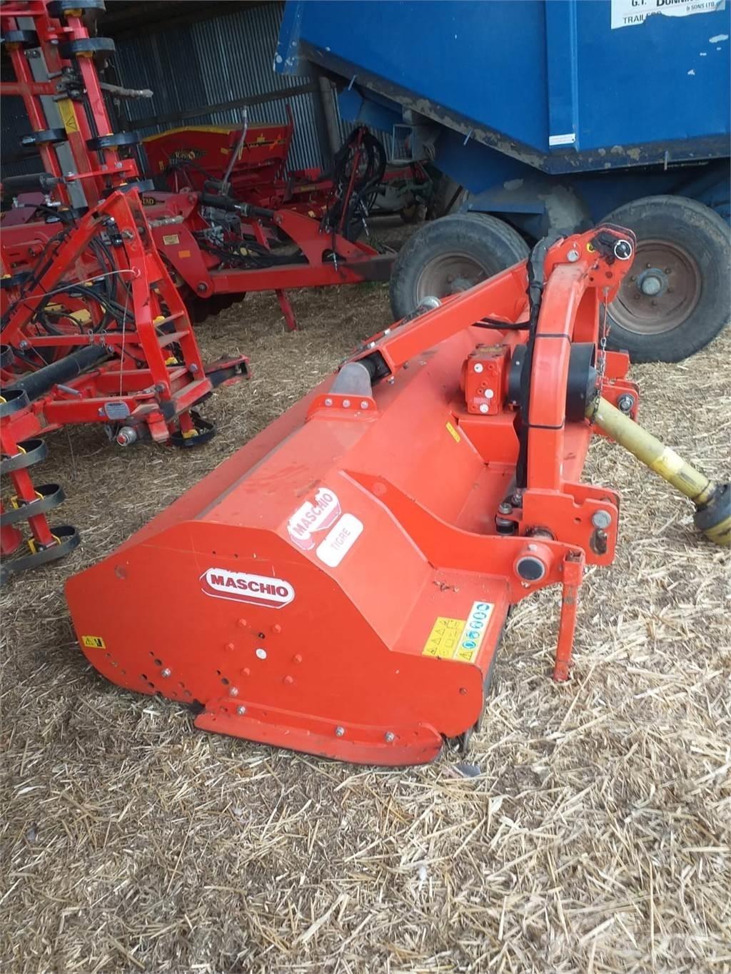 Maschio TIGRE 210 Žacie stroje