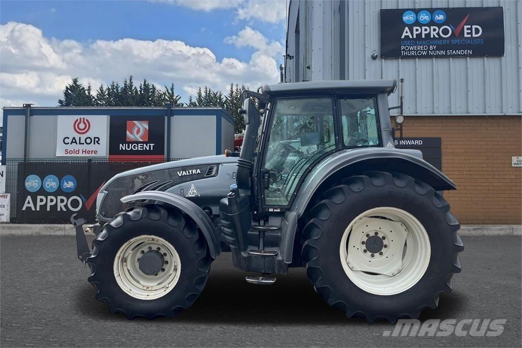 Valtra T183V Traktory