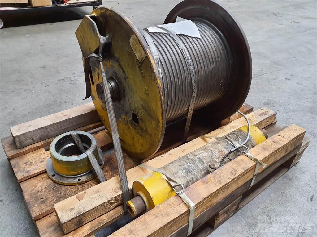 Grove GMK 3050 winch Diely a zariadenia žeriavov
