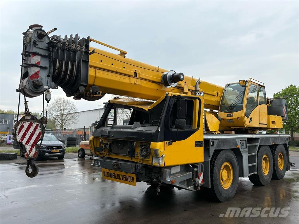 Grove GMK 3055 Univerzálne terénne žeriavy
