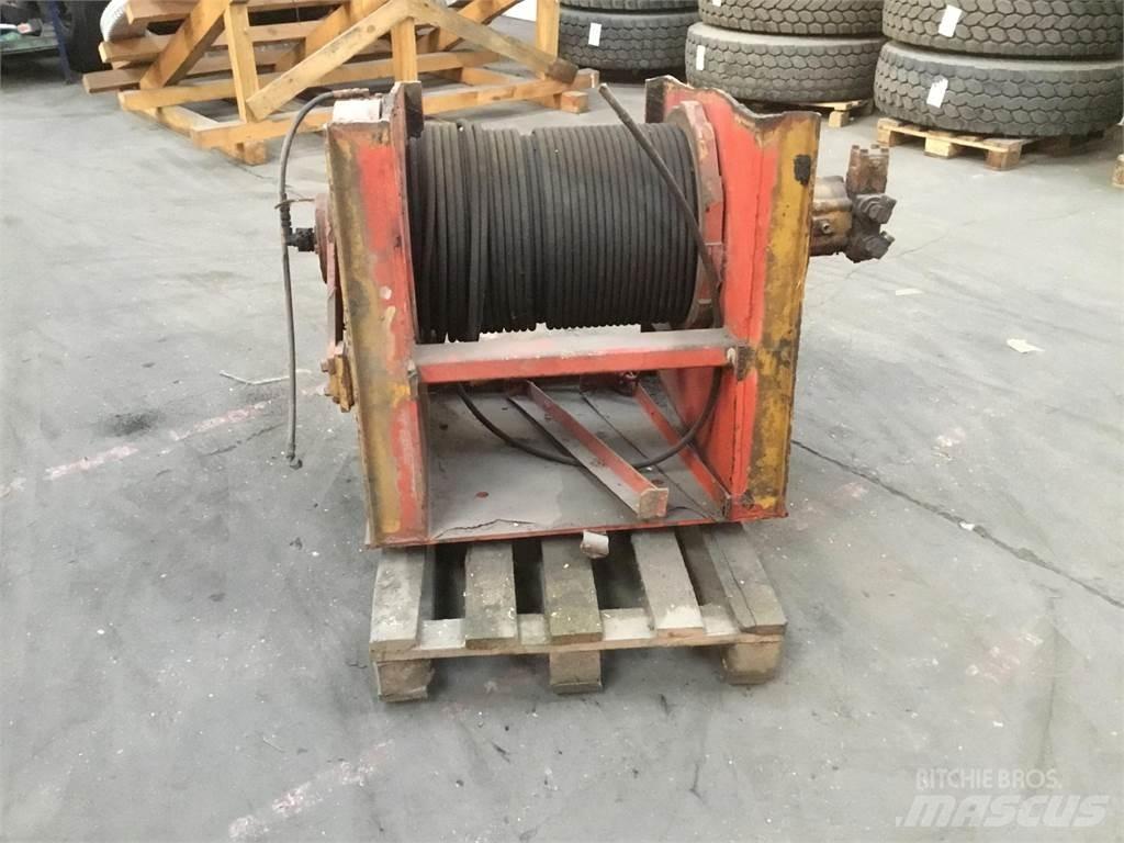 Kato NK 350 winch Diely a zariadenia žeriavov