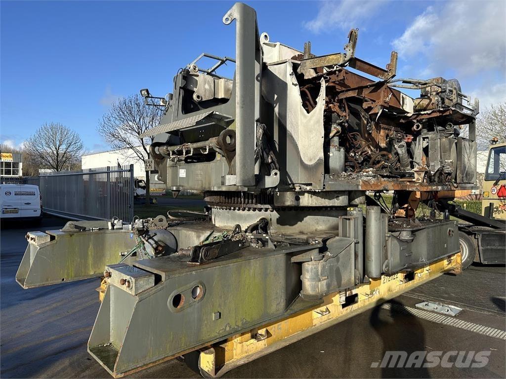 Liebherr LR 1160 Univerzálne terénne žeriavy