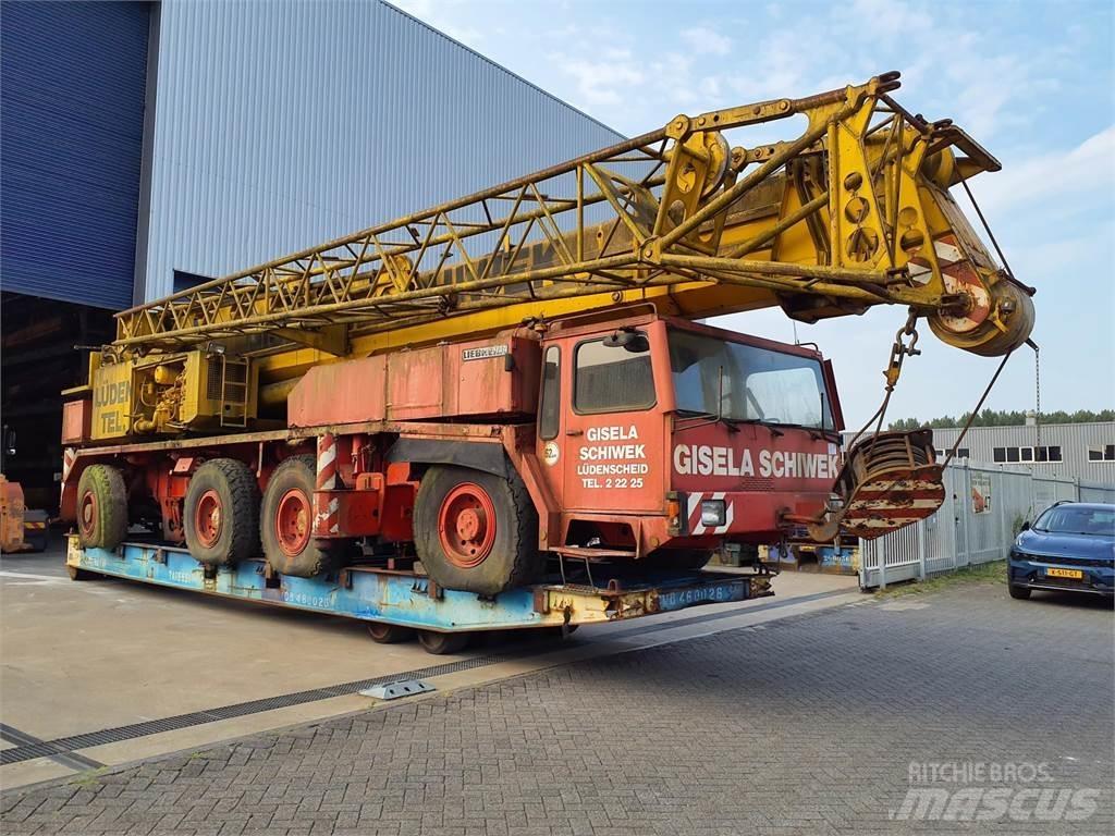 Liebherr LTM 1100 Univerzálne terénne žeriavy